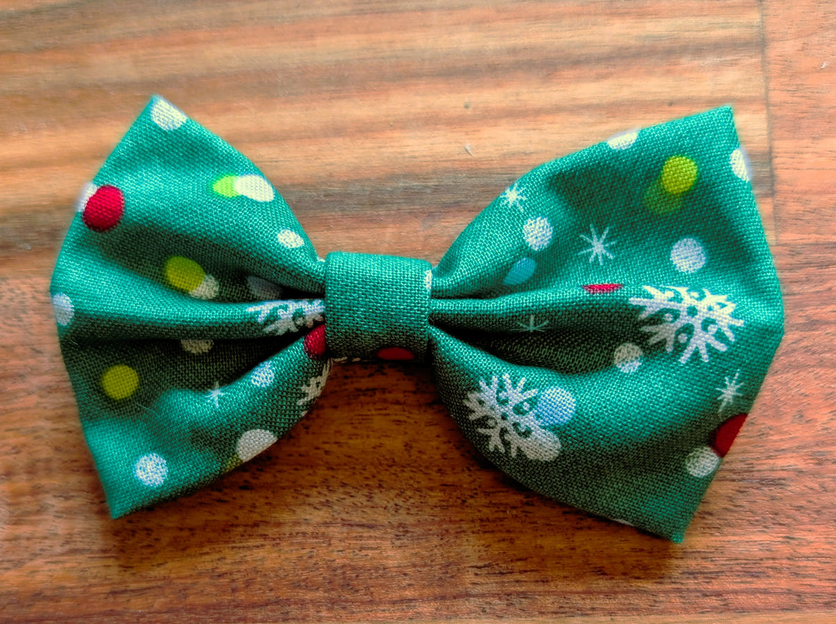 Dog Bow Ties in Christmas Patterns | Handmade Pet Bowties for Dogs & Cats